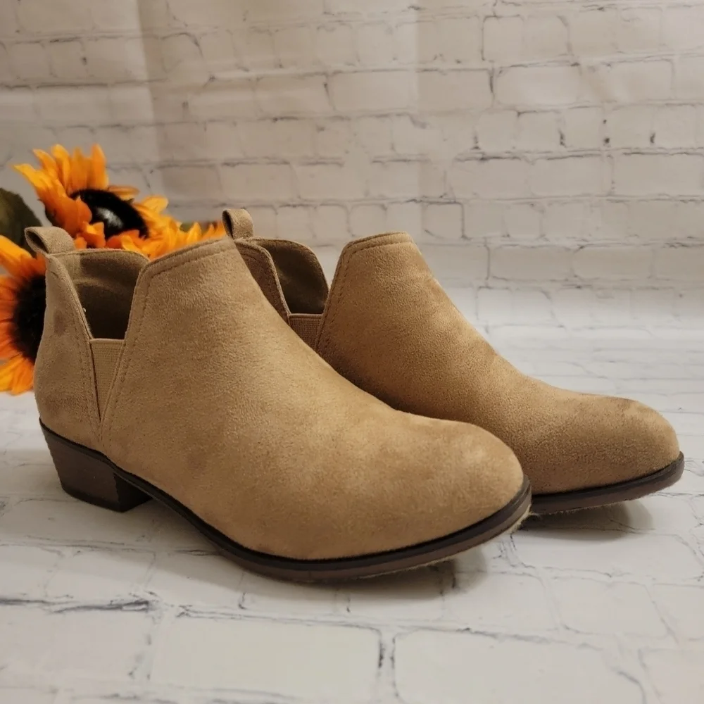 Pierre Dumas Ankle Boot Tan Size 6